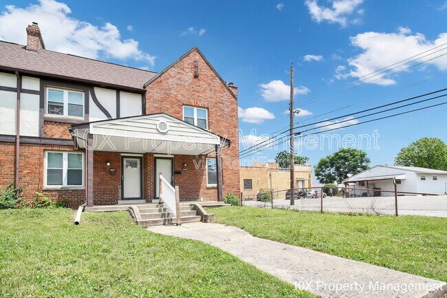 Foto del edificio - 1668 E Sycamore St