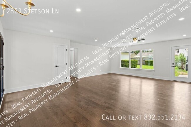 Photo - 2823 Stetson Ln House