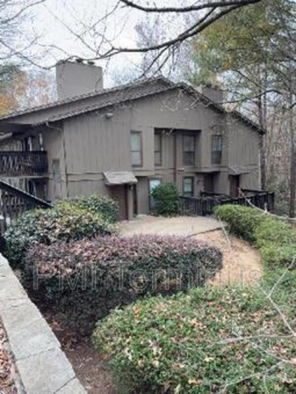 Foto principal - 2307 Cumberland Ct SE