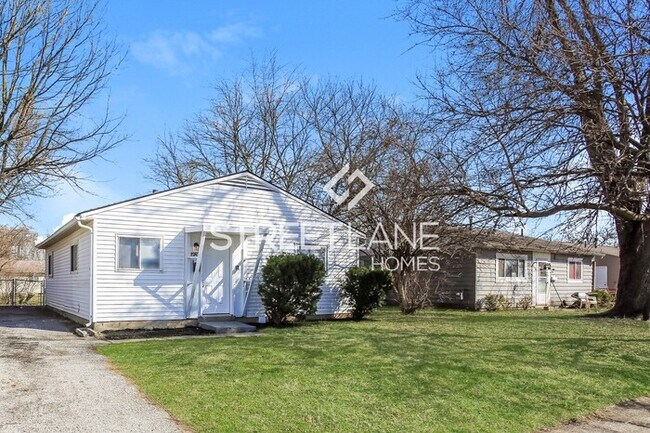 Building Photo - REDUCED! - Now offering $500 off first ful...