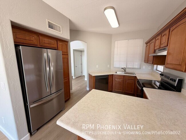 Building Photo - 11401 W Pima St