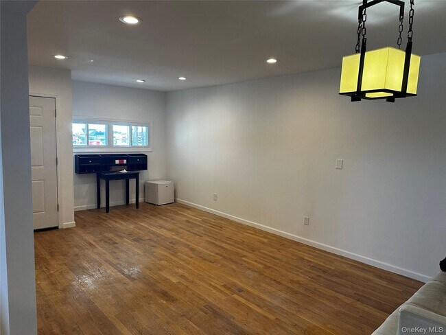 Foto del edificio - 4261 Austin Blvd