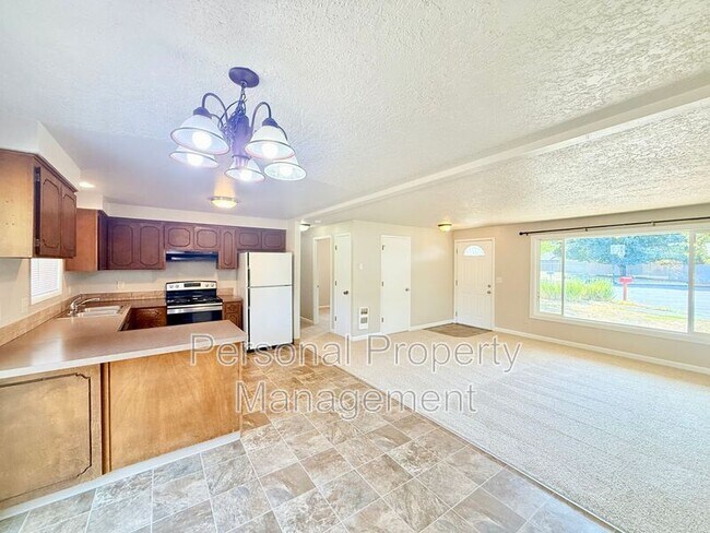 Foto del edificio - 15204 SE 2nd Cir