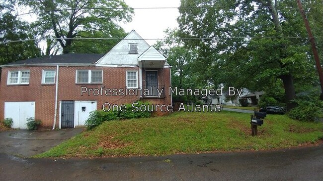 Building Photo - 1364 Carnegie Ave