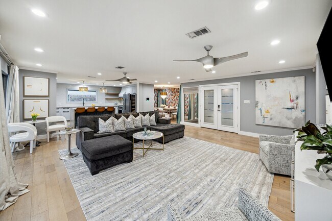 Foto del edificio - 5339 Rutherglenn Dr