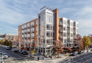Building Photo - 1390 V St NW