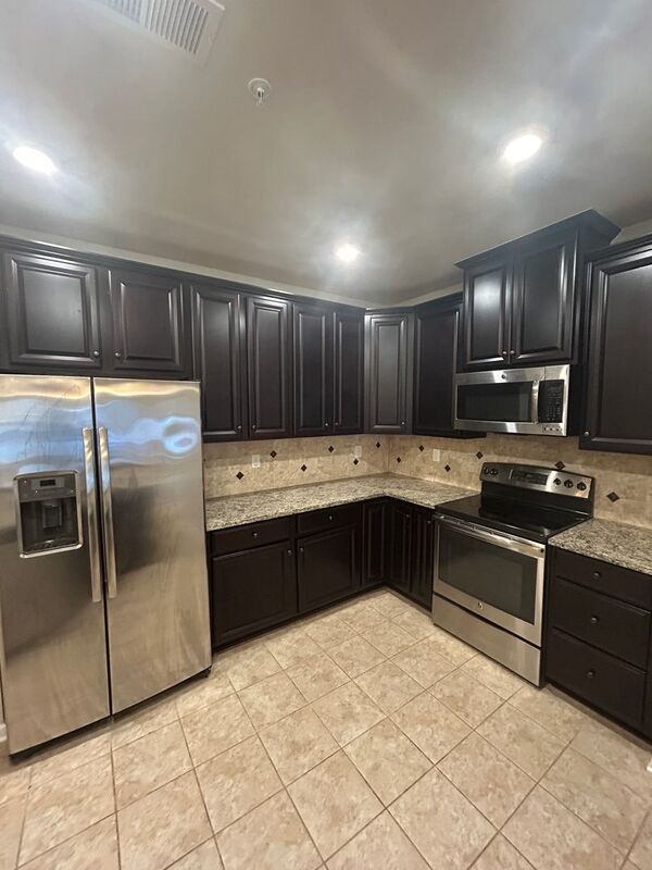 Foto del edificio - 14001 Briars Cir