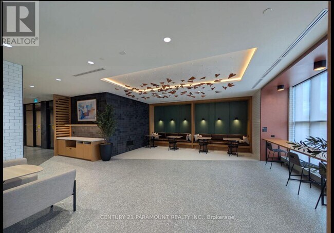 Photo du bâtiment - 2495 Eglinton Ave W