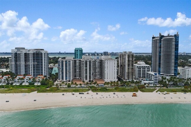 Building Photo - 6039 Collins Ave