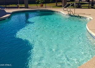 Building Photo - 5936 E Nance St