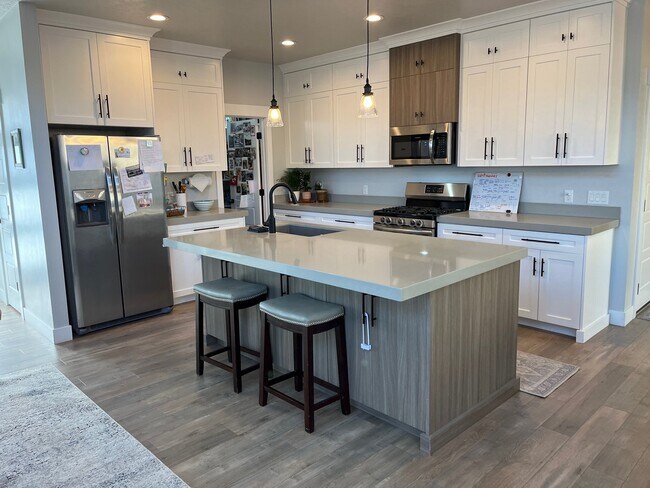 Foto del edificio - 14193 Brook Heights Cir
