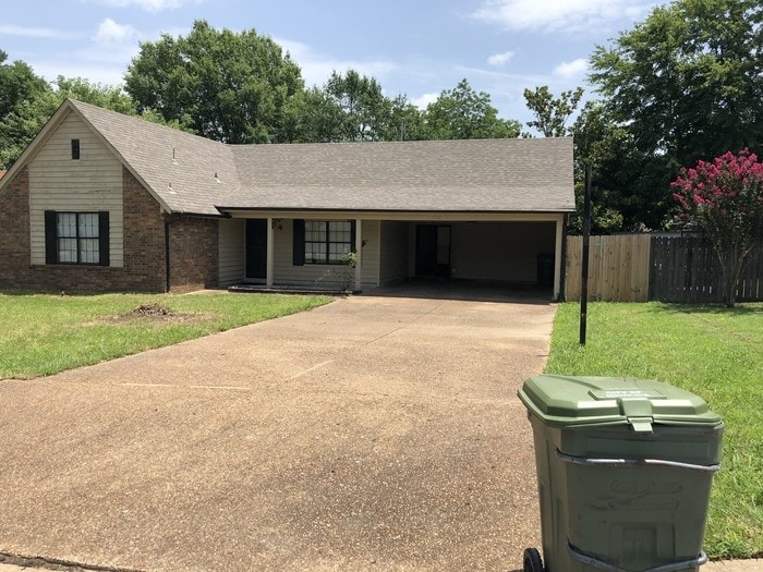 Primary Photo - 3 Bedroom 2 Bathroom Family Home.
