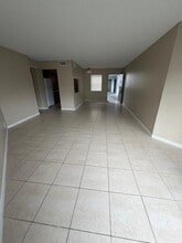 Building Photo - 1900 N Congress Ave