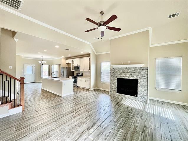 Building Photo - 707 Mulberry Ct