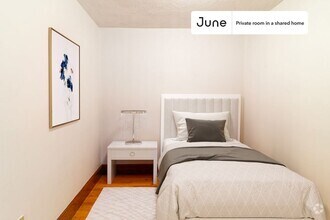 Building Photo - Private bedroom in 5 bed/2 bath Home
