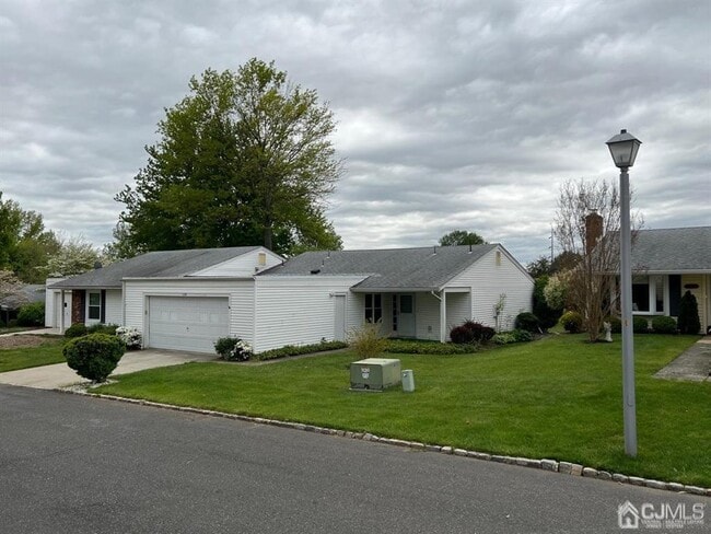 Building Photo - 117 Ironwood Plaza