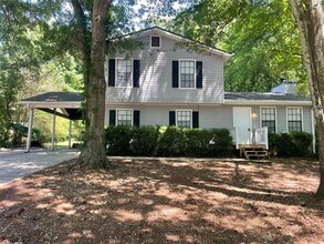 Building Photo - 55 Hunt Ridge Dr