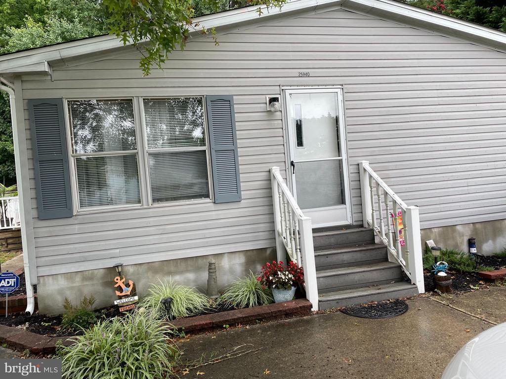 Foto principal - 25940 Starboard Dr