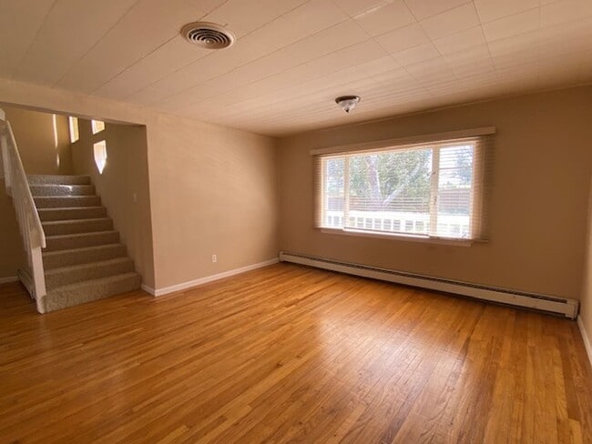 Foto del edificio - 745 Mc Carthy Blvd