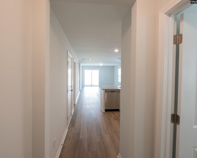 Building Photo - 433 Eclipse Ln