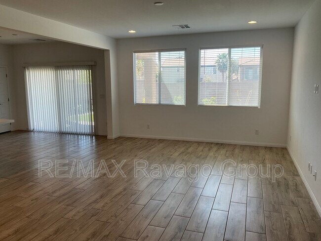 Building Photo - 11461 Monte Isola St