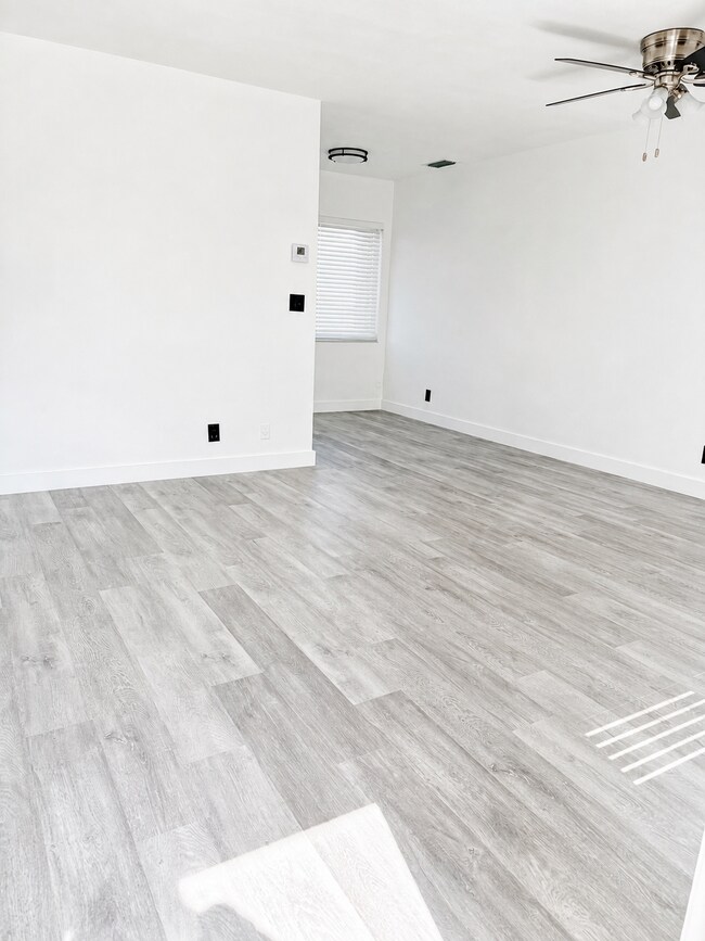 Foto del edificio - 2849 NE 30th St