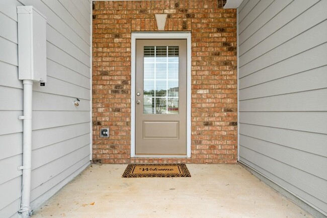 Building Photo - 327 Braswell Ct