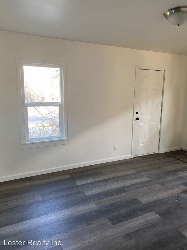 Building Photo - 1 br, 1 bath House - 2120 Applegate