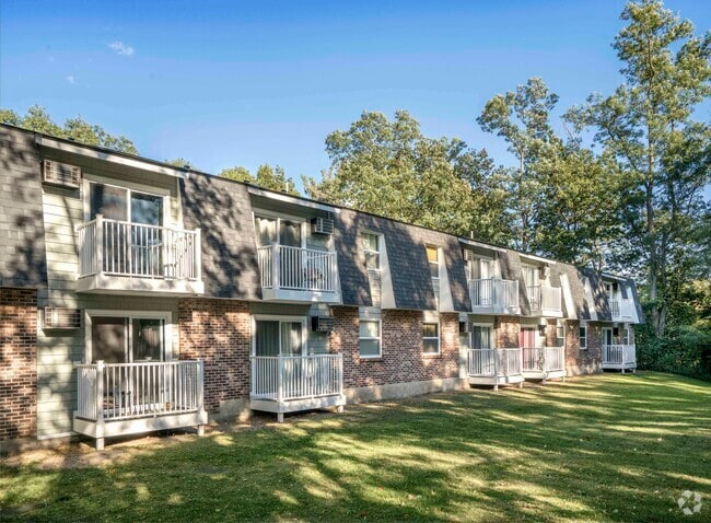 Building Photo - Brookview Court Apartments