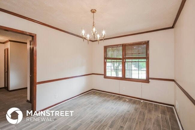 Foto del edificio - 2245 Pinewood Dr