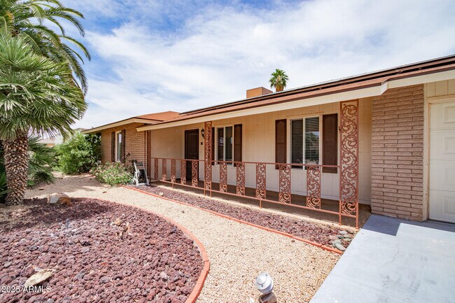 Foto del edificio - 10426 W Sutters Gold Ln