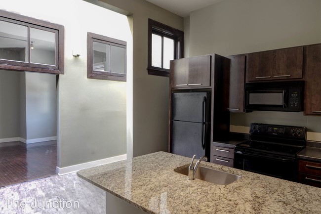 Foto del edificio - 2401 Farnam St