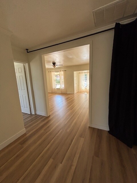 Foto del edificio - 10829 Kling St