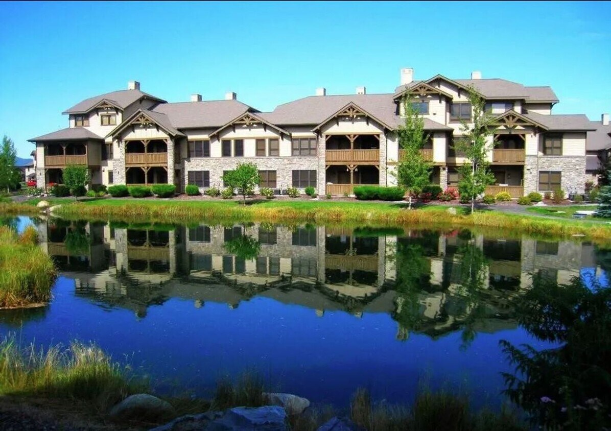 Primary Photo - 2 Bedroom Furnished Monterra Condo