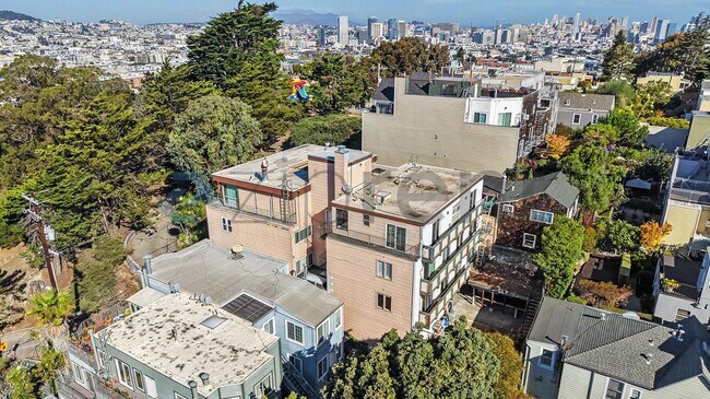 Foto del edificio - Unit 105