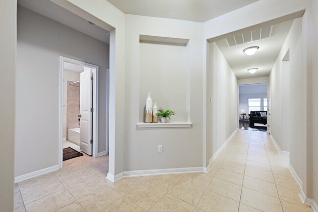 Building Photo - 380 Timbleweed Dr