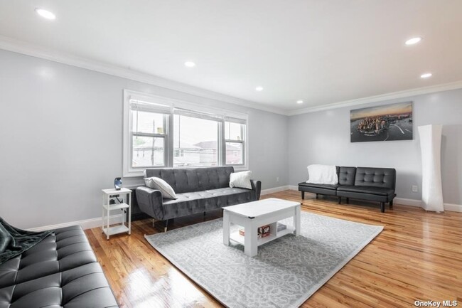Building Photo - 146-41 224th St