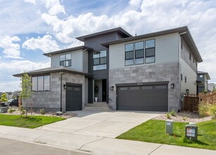 Building Photo - 4439 Hickory Hl St