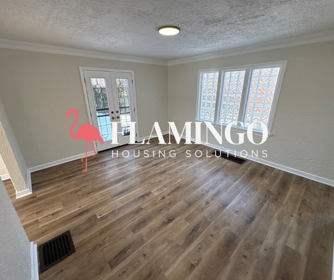 Building Photo - 451 Brookside Dr