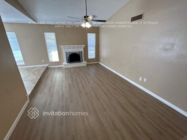 Building Photo - 9410 N 54th Ave