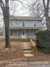 Building Photo - 215 Massie Farm Ln