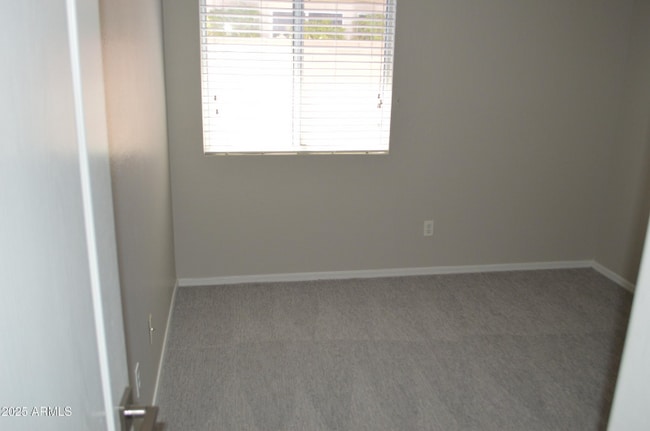 Building Photo - 3080 N 87th Way
