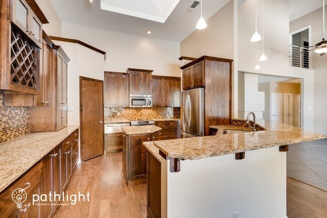 Foto del edificio - 813 Cobblestone Ct
