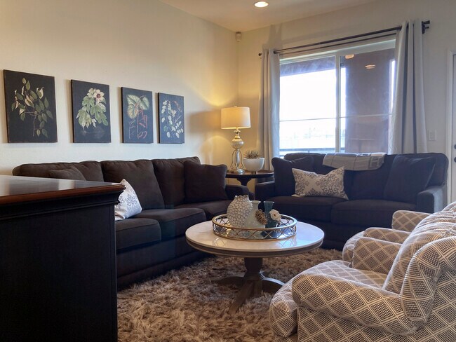 Living Room - 6020 Seabluff Dr