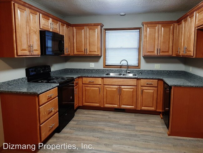 Building Photo - 3 br, 2 bath House - 3301 S. Dayton Ave