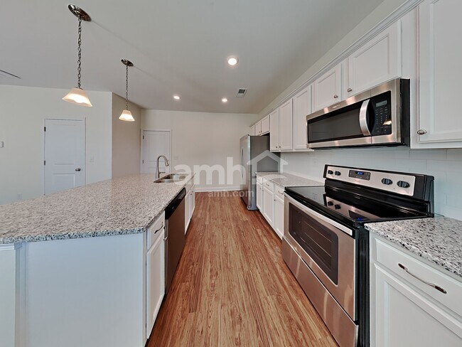 Foto del edificio - 144 Havenbrook Dr