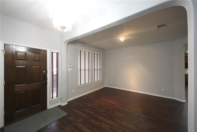 Building Photo - 2519 Midnight Star Dr