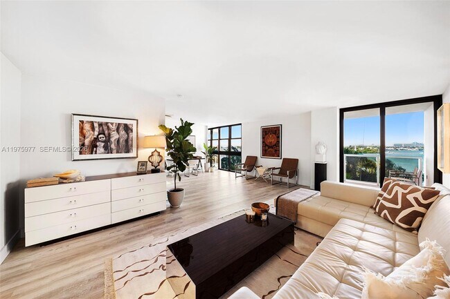 Foto del edificio - 9 Island Ave