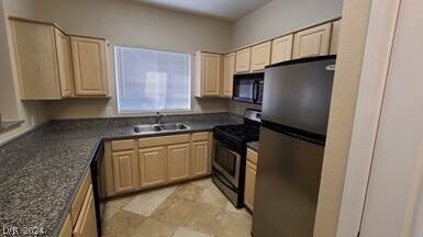 Building Photo - 5250 S Rainbow Blvd