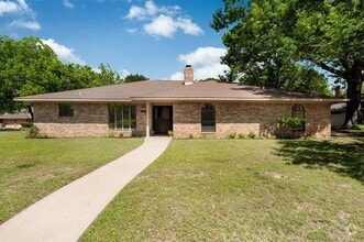 Building Photo - 4301 Shady Ln